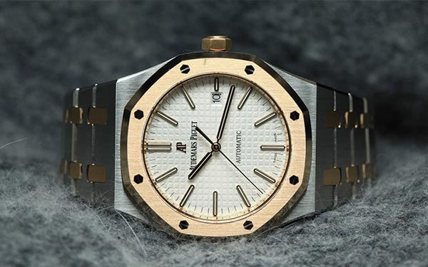 爱彼机芯受损怎么办（图）