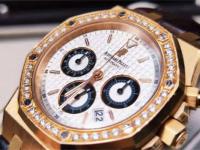 爱彼手表表盘有划痕应该咋处理