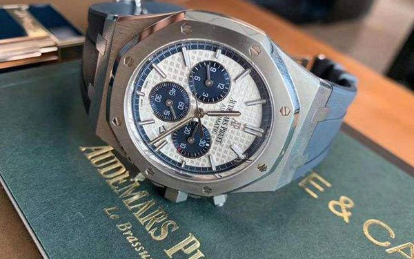 爱彼手表很久不戴不走了如何解决（图）