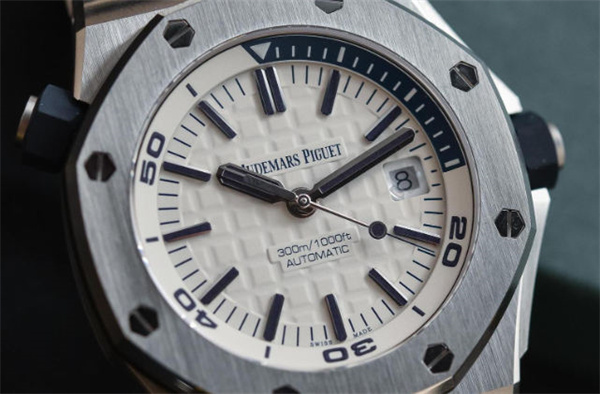 爱彼手表走时不准怎么修复（图）