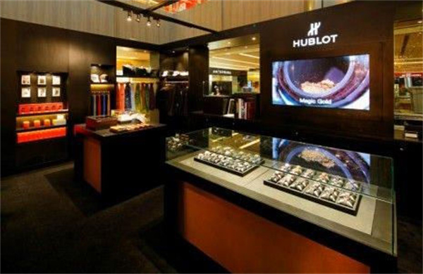 爱彼手表镜片换一个多少钱（图）